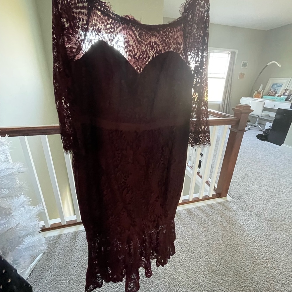 City chic stunning lace dress- perfect for weddings sz 16